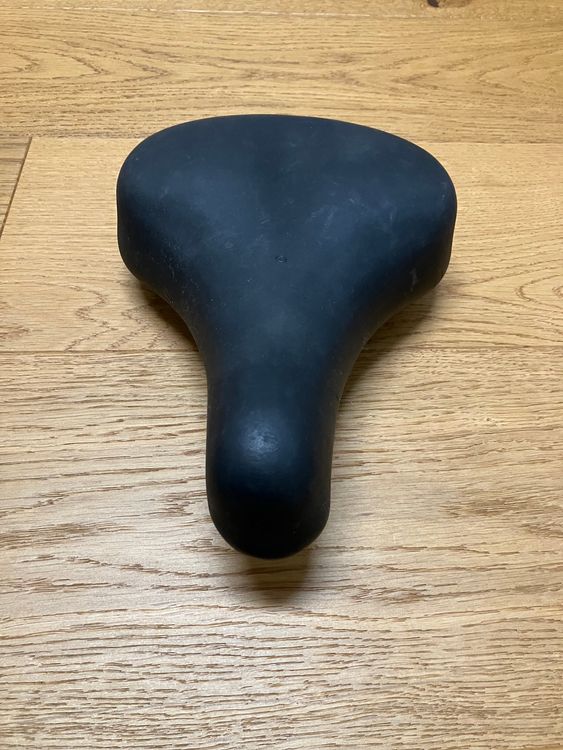 Pezzi di ricambio: Aufpumpbarar Sattel Vintage rar – Usato da Obermumpf venduto da Estrela67 1
