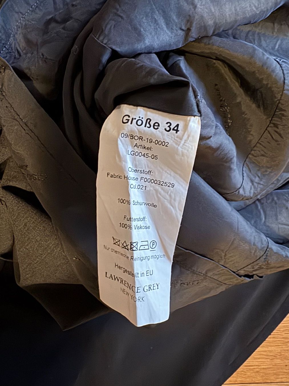 Vestiti: 3 Etuikleider von Lawrence Grey Gr. 32 – Usato da Zürich venduto da triangular 7