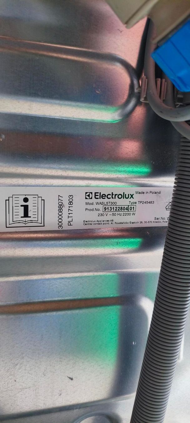 Electrolux Lavatrici: Elektrolux WASL5T300 – Usato da Gommiswald venduto da deenniiss1992 5