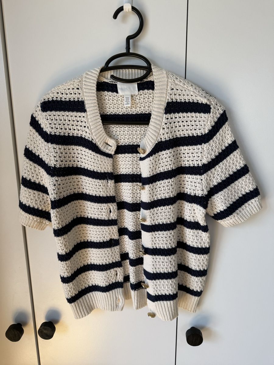 H&M Tops: H&M Top xs – Gebraucht aus Luzern von Aistee 1