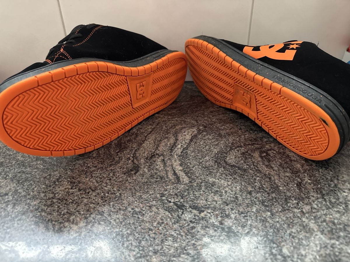 DC shoes Scarpe da uomo: Schuhe sneakers dc 44,5 – Usato da Reinach AG venduto da rompusori 1