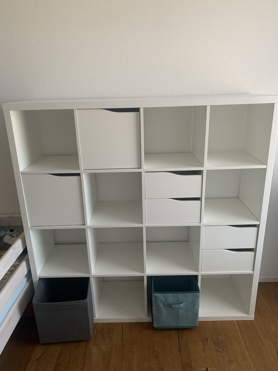 Étagères: Kallax 4x4 weiss von IKEA – D'occasion à Hildisrieden par Nitaeli