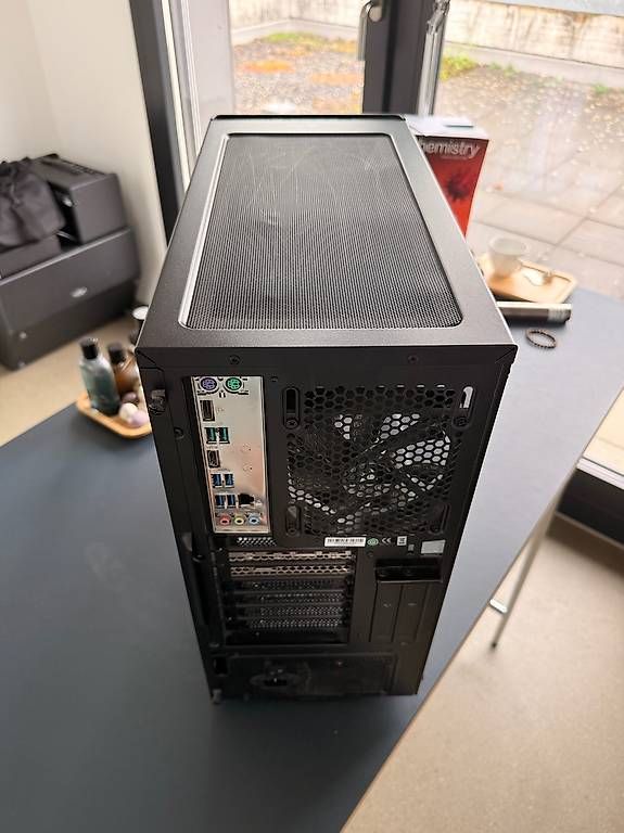 PC: Mifcom Savage RTX 2070 SUPER Game Rock – Usato da Meisterschwanden venduto da jas_75nj 4