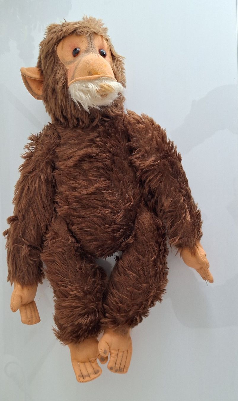 Teddy Hermann Giocattoli: Teddy Herrmann Affe  Stehend ca. 44 cm gross , Vintage – Usato da Sissach venduto da luvama 3