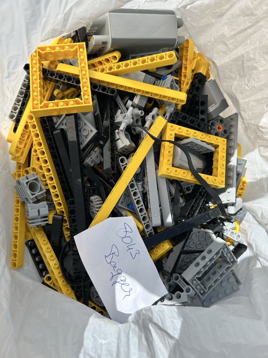 Lego Kit di costruzioni: Lego Technic Bagger 8043 – Usato da Münchenstein venduto da paro07 1