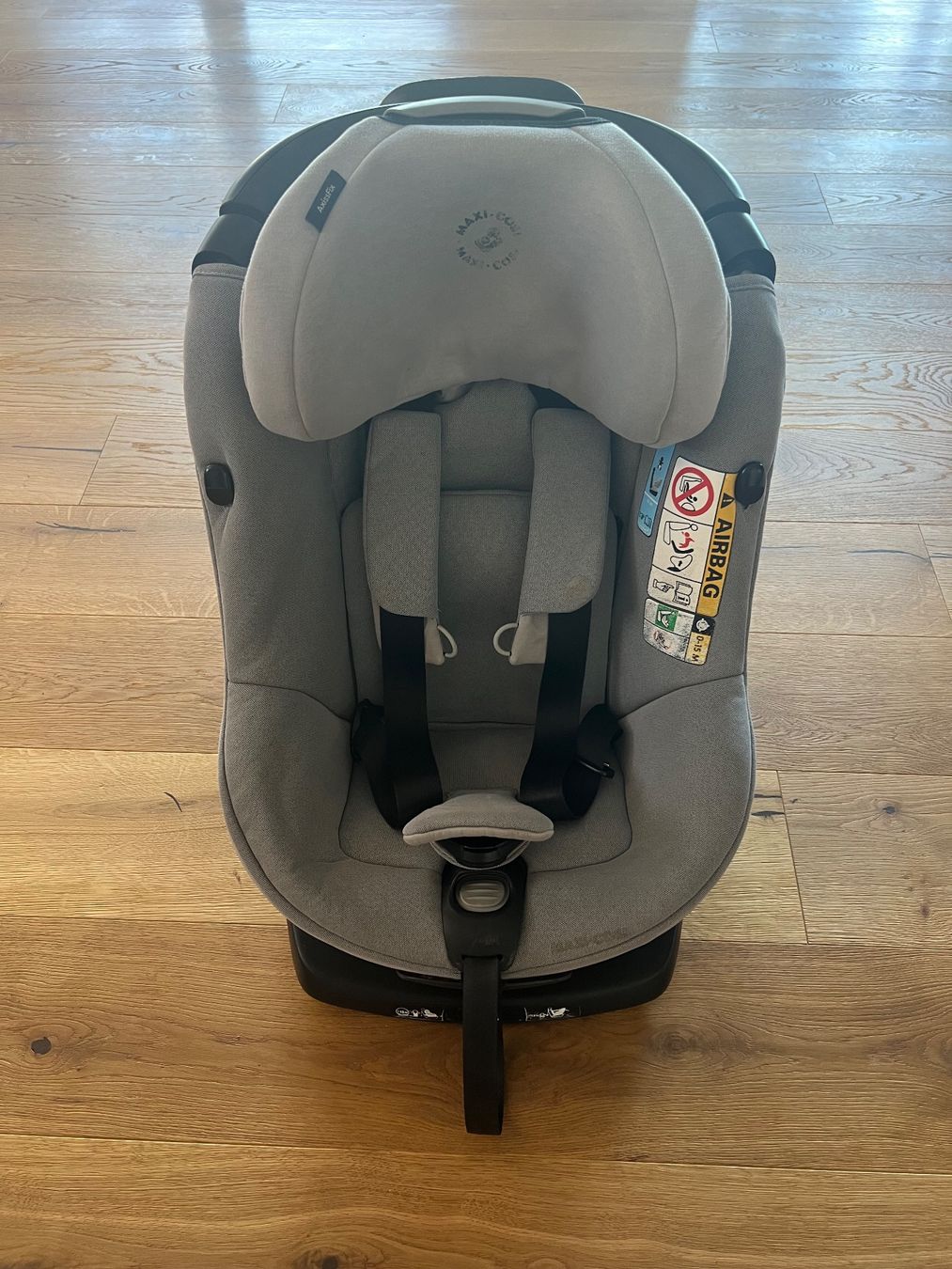 Maxi-Cosi Seggiolini per auto: Maxi Cosi Axiss Fix – Usato da Wangen an der Aare venduto da Wuscheli90 1
