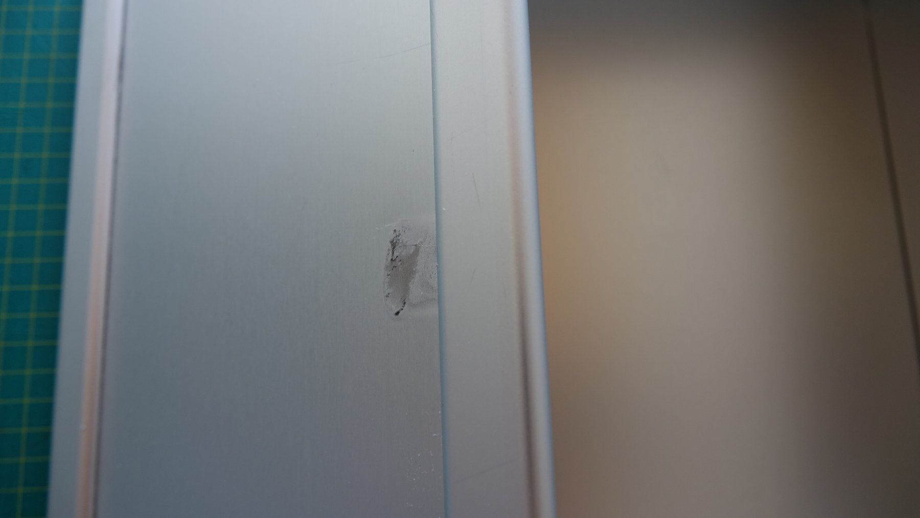 Armadietti a specchio: Aluminium-Spiegelschrank – Usato da Canobbio venduto da rima71 8