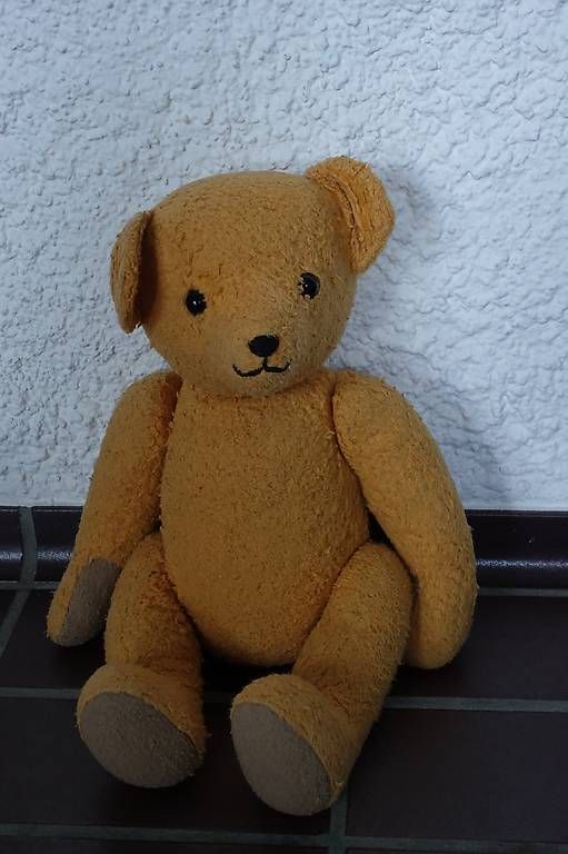 Spielzeuge: 2 grosse Teddybären, einzeln oder zusammen – Gebraucht aus Bern von Carett 2