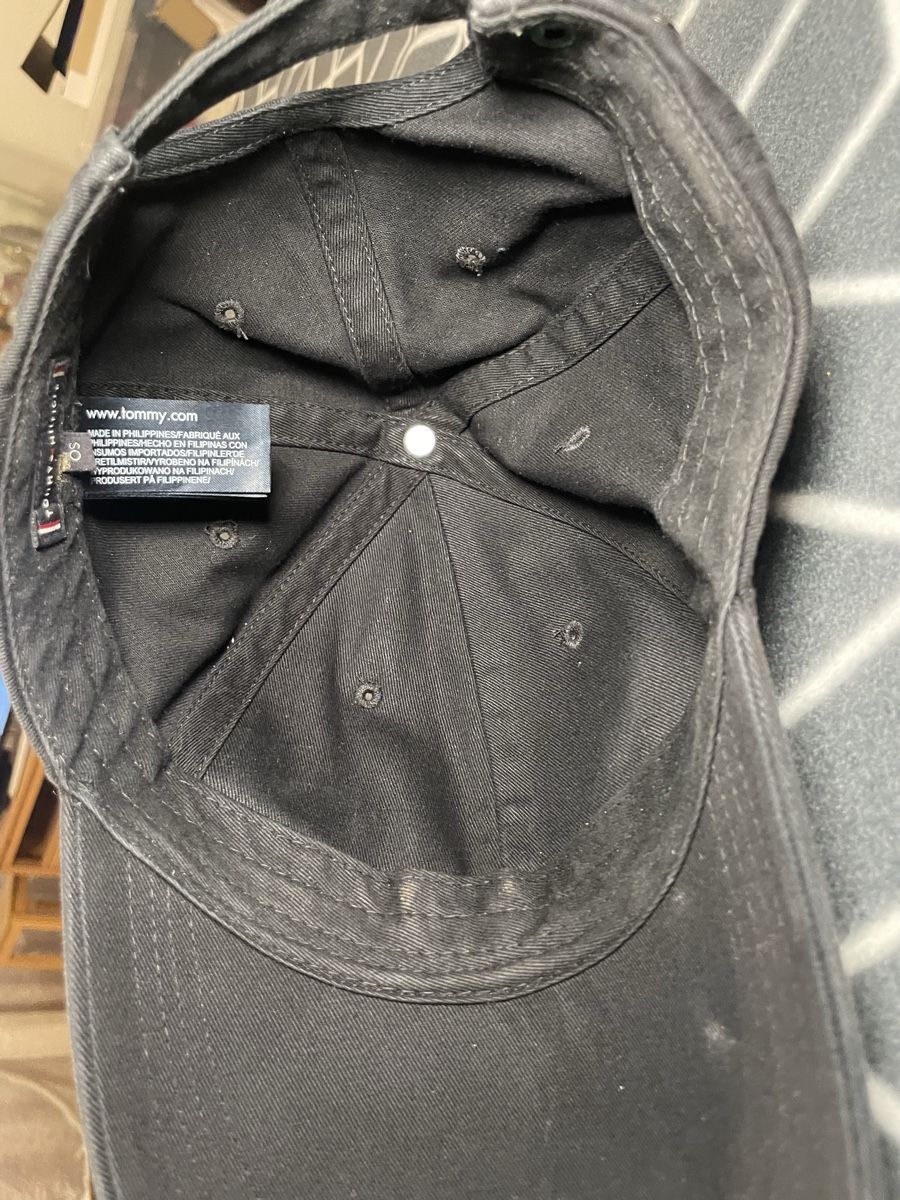 Tommy Hilfiger Sonstige Kleidung & Accessoires: Kappe Tommy Hilfiger schwarz OS  – Gebraucht aus Rheineck von cha_p9qy 5