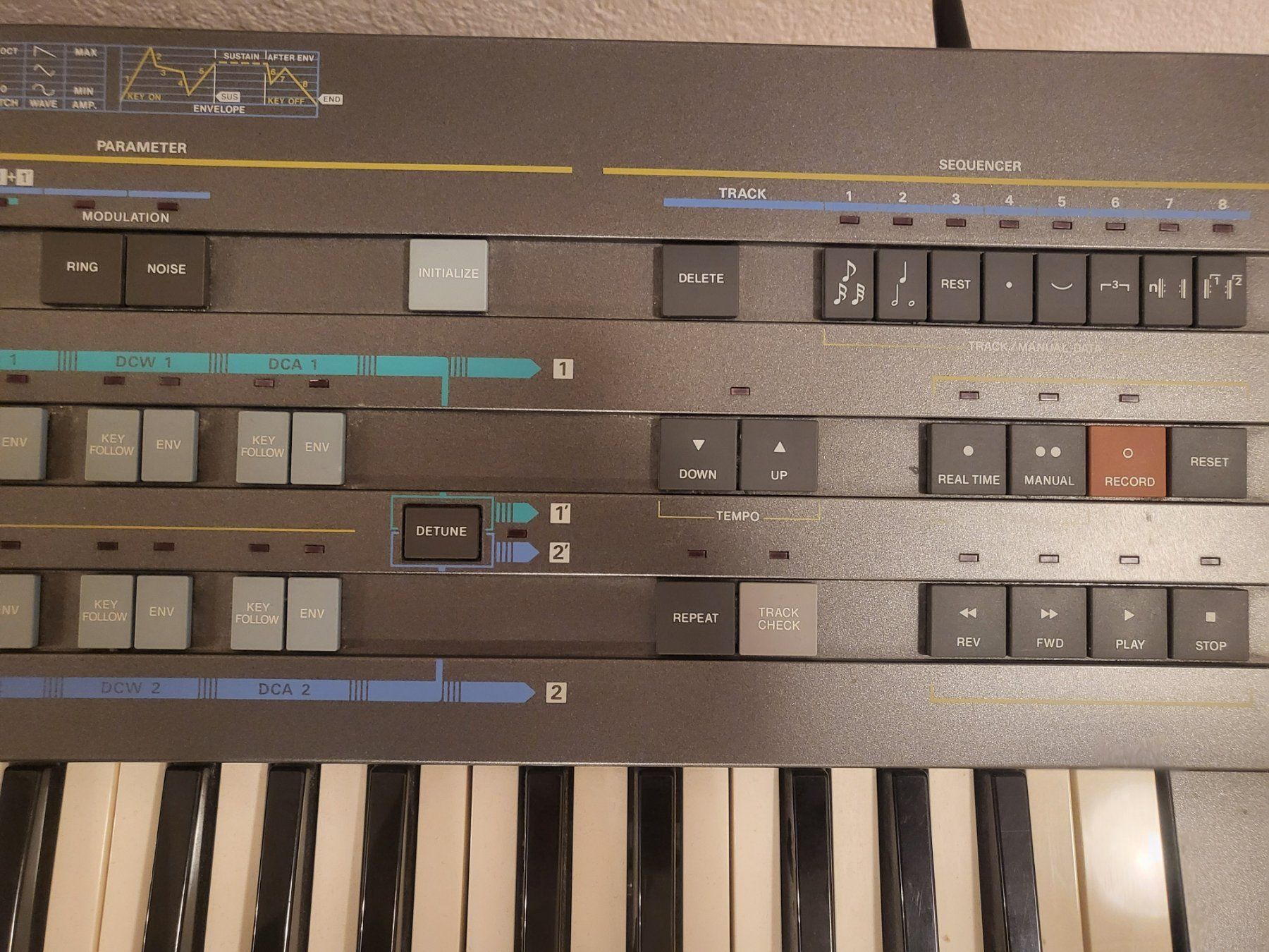 Casio Musikinstrumente: Casio CZ-5000 Cosmo Synthesizer & Casio Pedal – Gebraucht aus Gossau von K.A.S 4