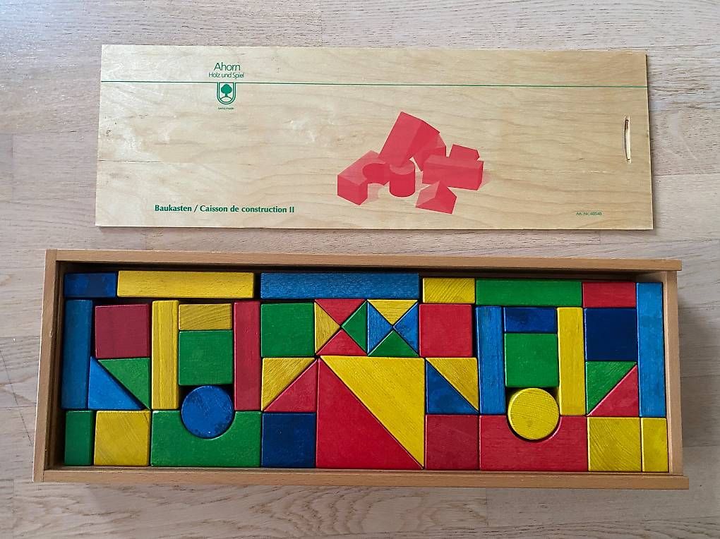 Kit di costruzioni: Holzklötze Baukasten – Usato da Sissach venduto da Verena57
