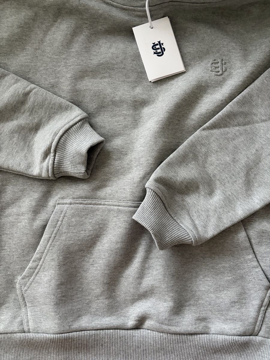 Maglioni & Felpe: SUVENE Hoodie grau – Nuovo e nell'imballaggio originale da Luzern venduto da Chiara.Studer.9 4