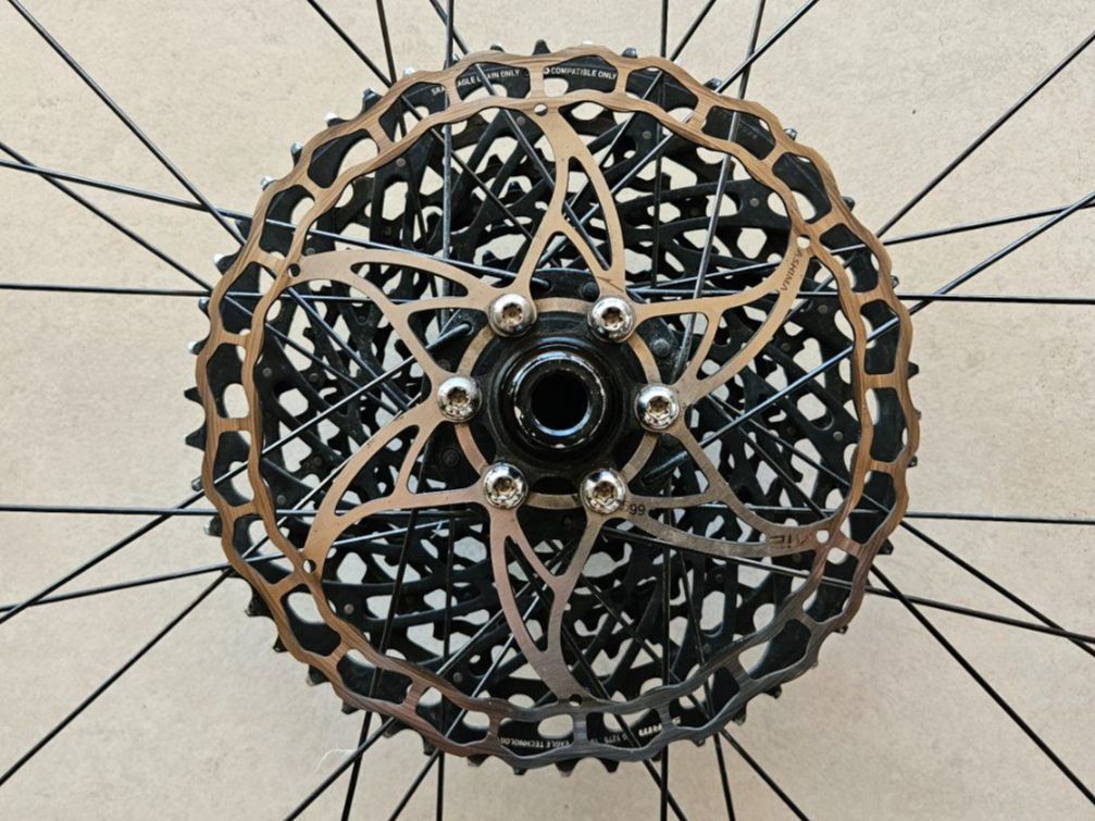 Cerchioni: Felgen Crest Stan`s, Bremsscheiben Ashima, Kasette Sram – Usato da Trachslau venduto da Daniel12766 9