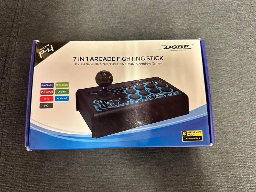7 in 1 Arcade Fighting Stick (Gebraucht) in Giubiasco für CHF 20 – mit ...