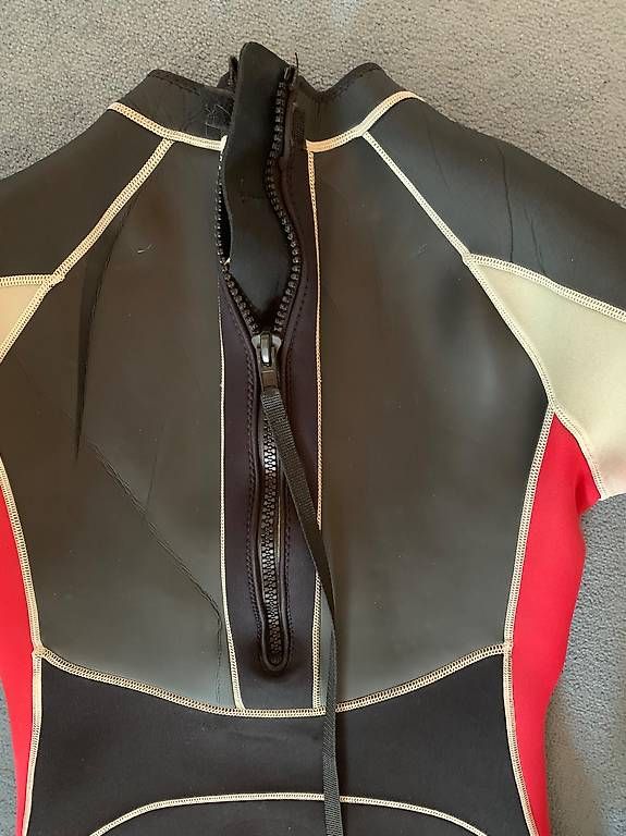 Costumes: Neoprenanzug, kurzarm, "Crane", Gr. L – D'occasion à Wiesendangen par Babalegi 3