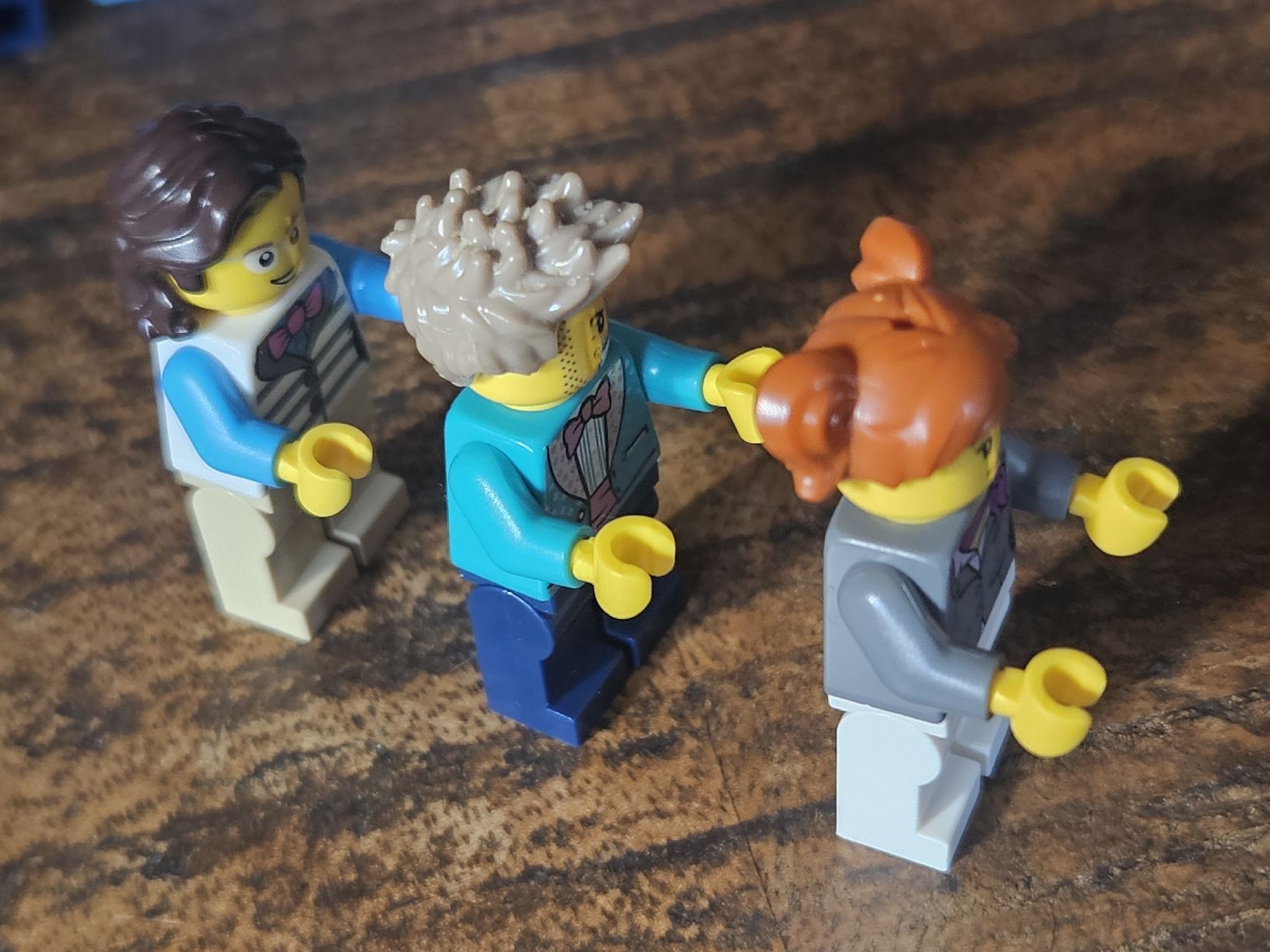 Lego Kit di costruzioni: lego lot de 3 figurines – Usato da Confignon venduto da Ecrofigs 3