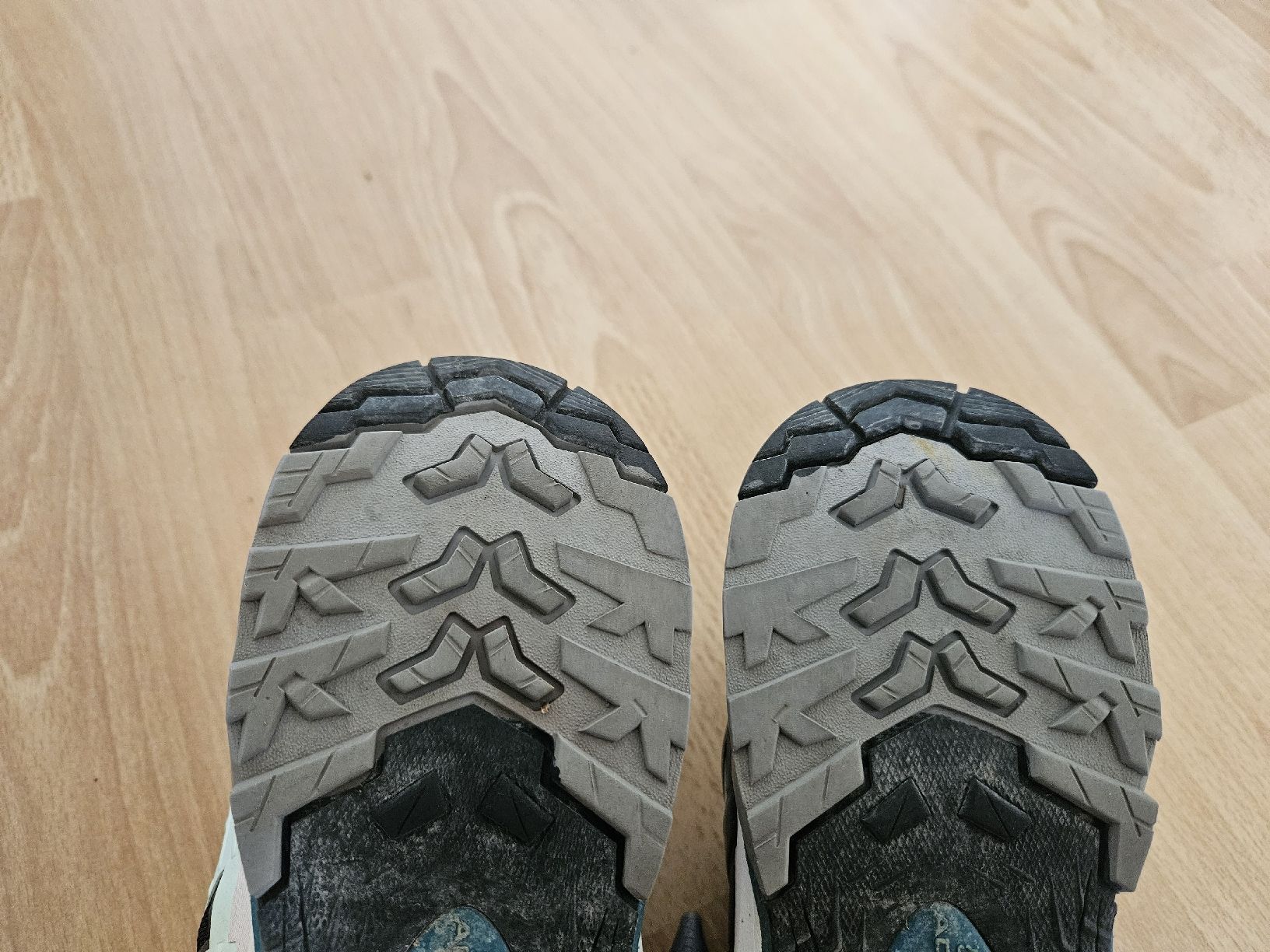 Salomon Scarpe da donna: Salomon XA Pro 3D, 39 1/3, Goretex – Usato da Grenchen venduto da poili379 2