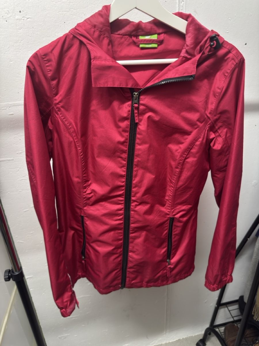 Jacken: Regenjacke Grösse 36/38 – Gebraucht aus Sins von sum_lv6d 2