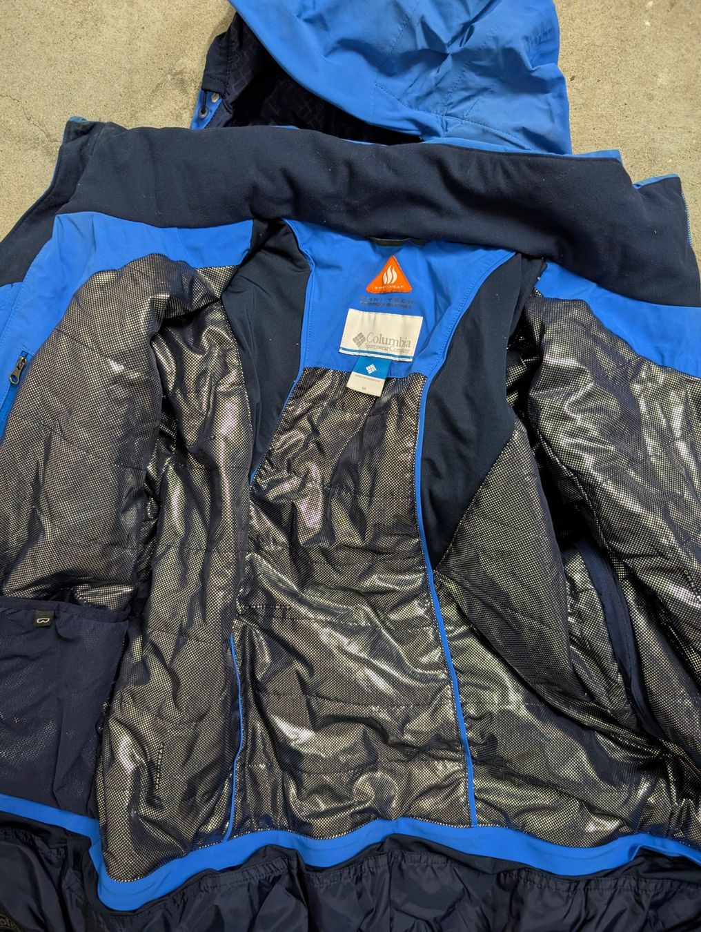 Columbia Jacken: Ski/Snowboardjacke Columbia Grösse M – Gebraucht aus Solothurn von CCCrash 1