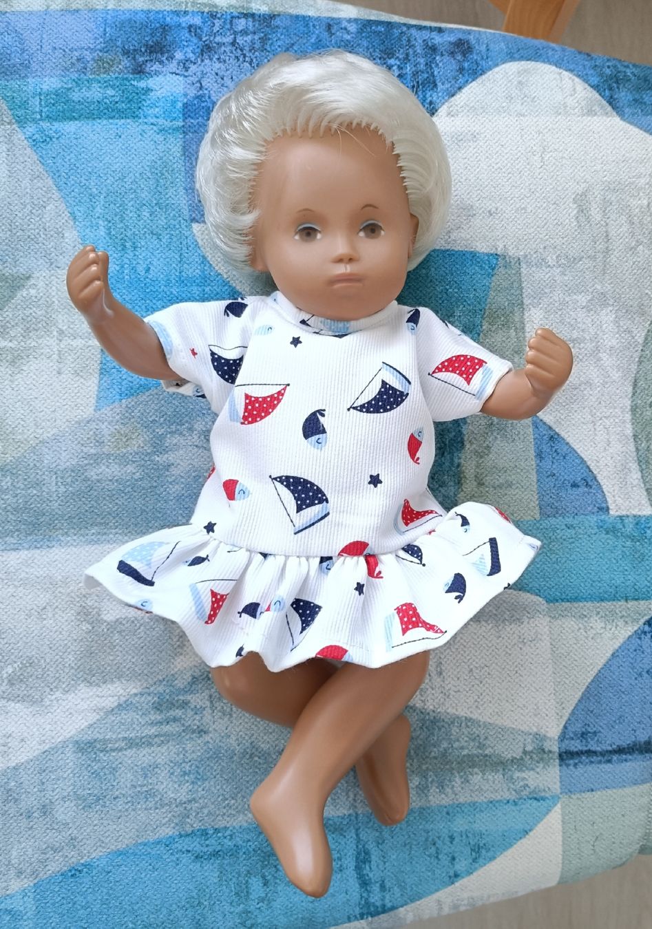 Puppen: Kleidchen fürs Sasha Baby: Schiffe – Neu und originalverpackt aus Seewen SZ von 27maan