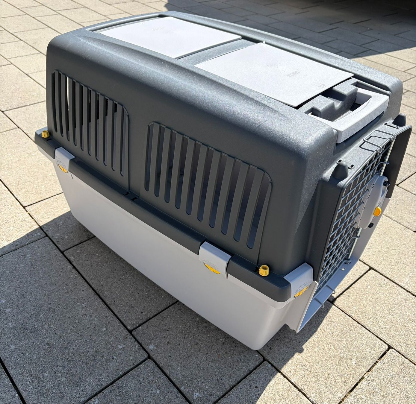 Gabbie, trasporto & Sicurezza: Grosse, graue Tier Transportbox für Hunde oder Katzen – Nuovo (secondo la descrizione) da Neunkirch venduto da goggo535 2