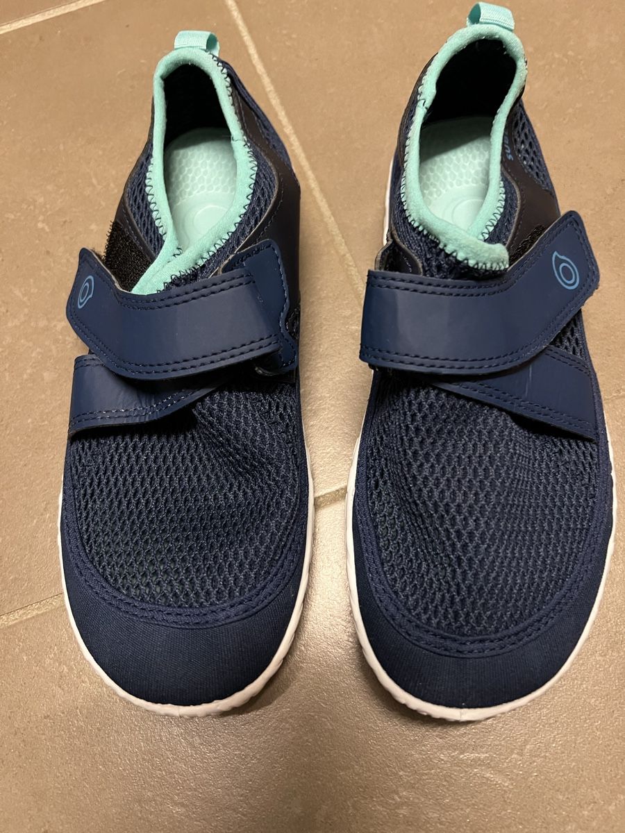Decathlon Scarpe per ragazzi: Wasserschuhe Gr. 36-37 – Nuovo (secondo la descrizione) da Holderbank AG venduto da bg79 1