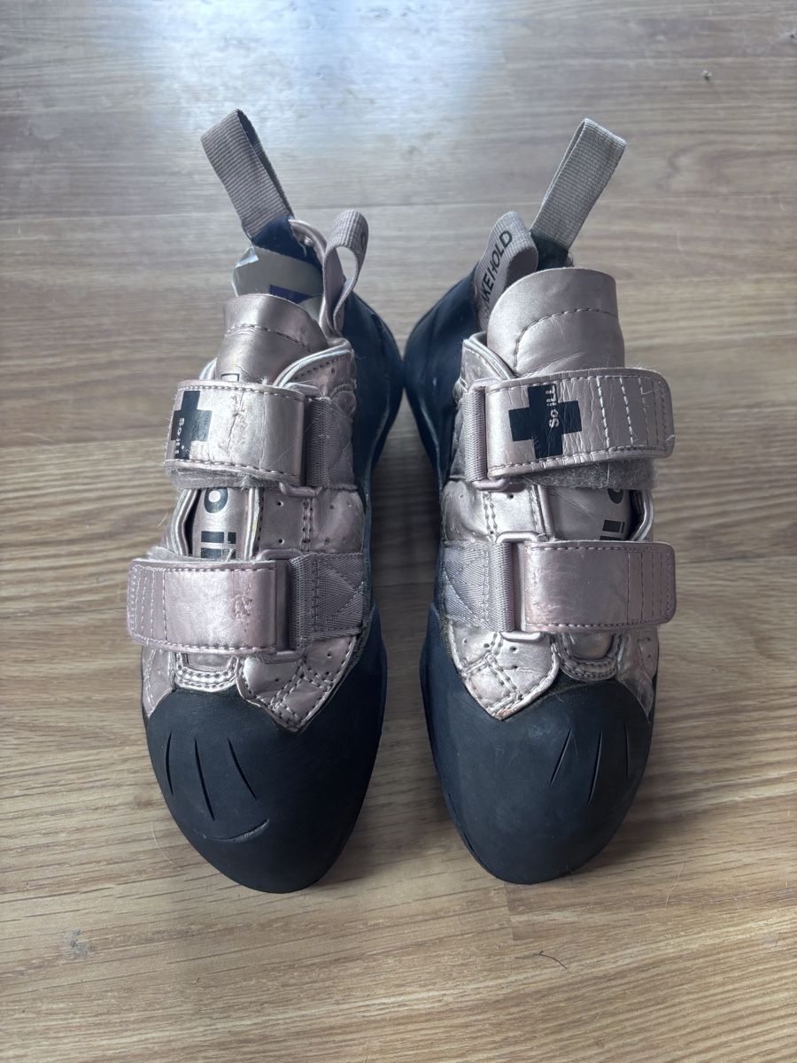 La Sportiva Scarpe da donna: So ILL chaussons de grimpe – Usato da Glion venduto da carolineMV
