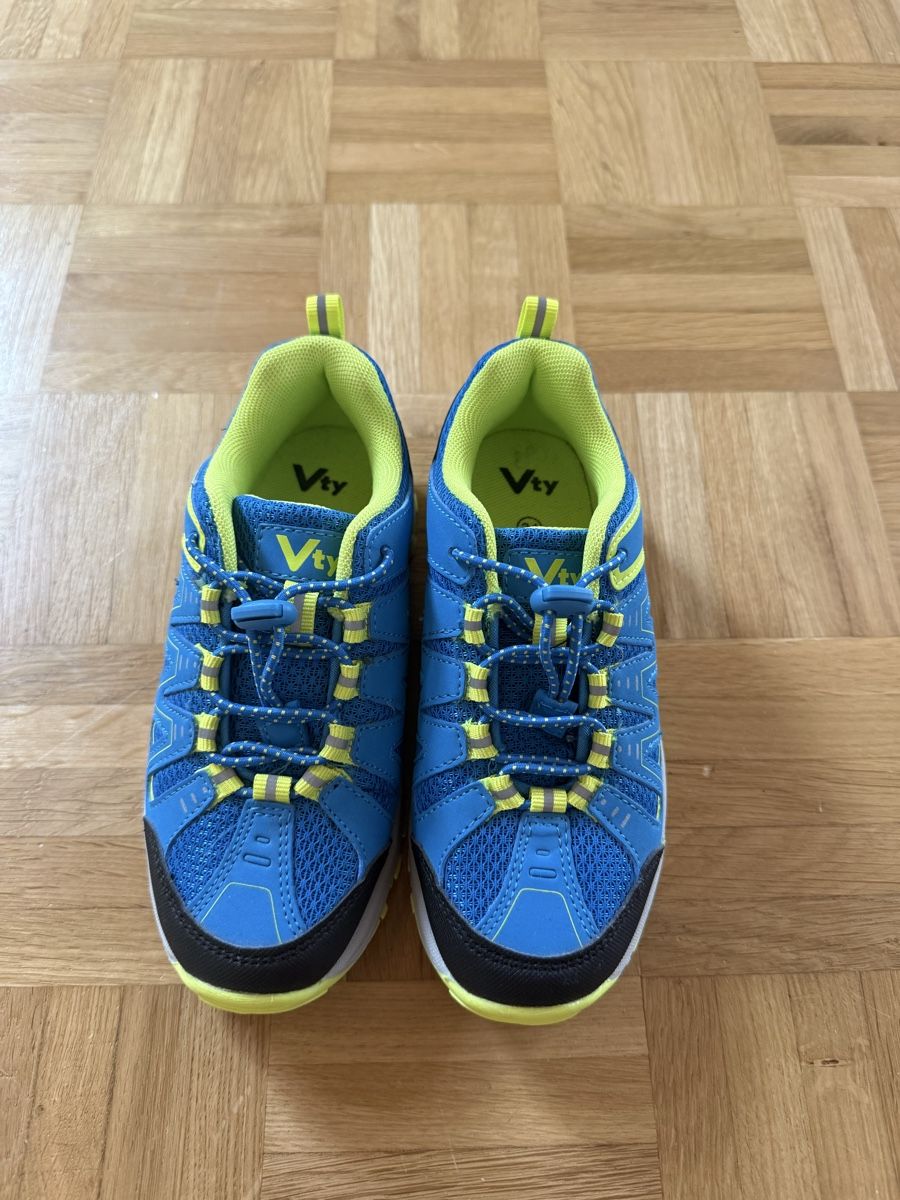 Scarpe per ragazzi: Kinderschuhe Vty blau Grösse 31 Neu – Nuovo (secondo la descrizione) da Watt venduto da Steffi84 1
