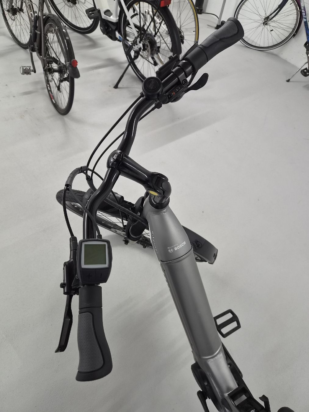 Cilo Biciclette: Cilo Cityliner Grau 28 Zoll – Usato da Uster venduto da Irinascloset 2
