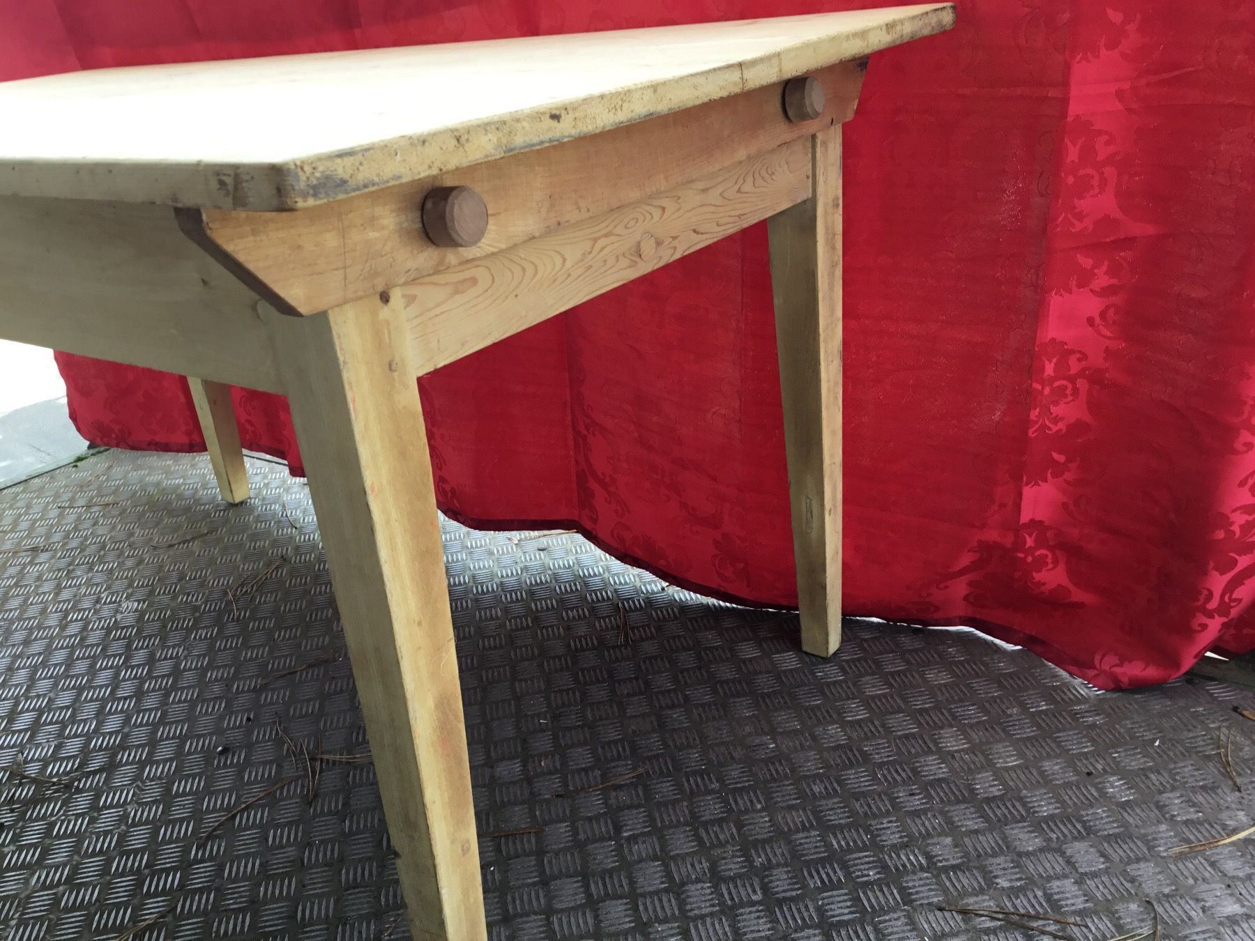 Tavoli: Antiker, restaurierter Biedermeier Tannentisch – Usato da St. Gallen venduto da chamilla 1
