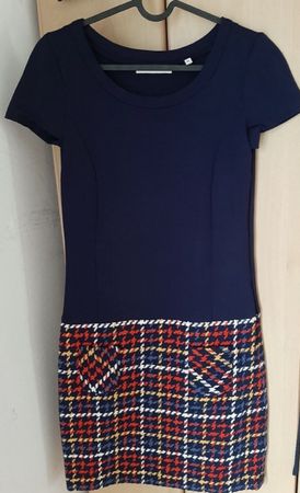 Kleid kurz dunkelblau karierter Rock Grösse M