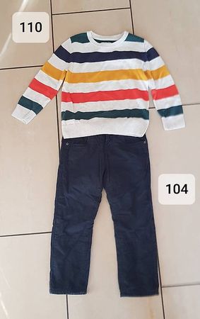 Pantaloni e maglioncino per bambino