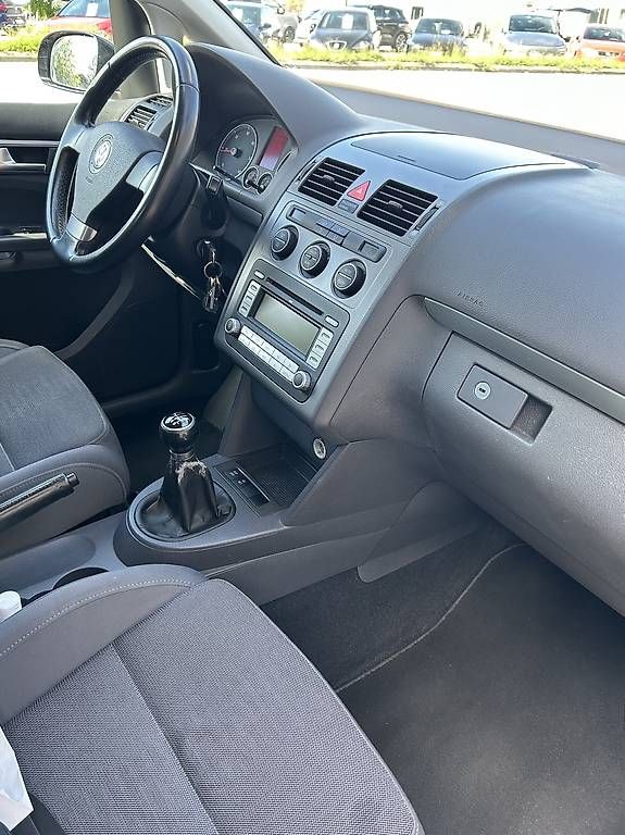 Automobili: A vendre VW Touran  – Usato da Payerne venduto da GO.N 2