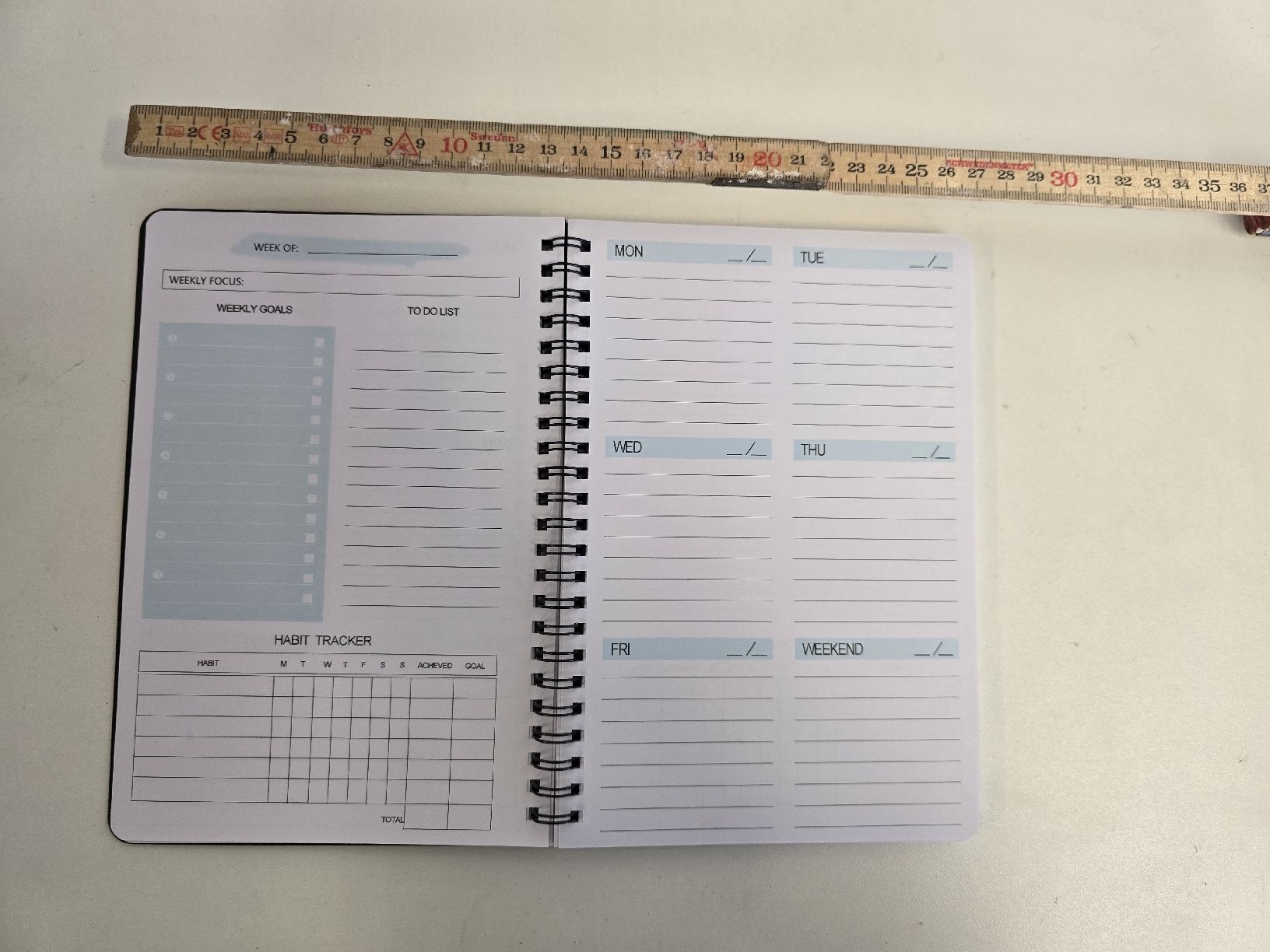 Kalender: Undatierter Wochenplaner, Organizer, Terminplaner, Notizbuch – Neu und originalverpackt aus Tuggen von Zweitechanceboutique 4