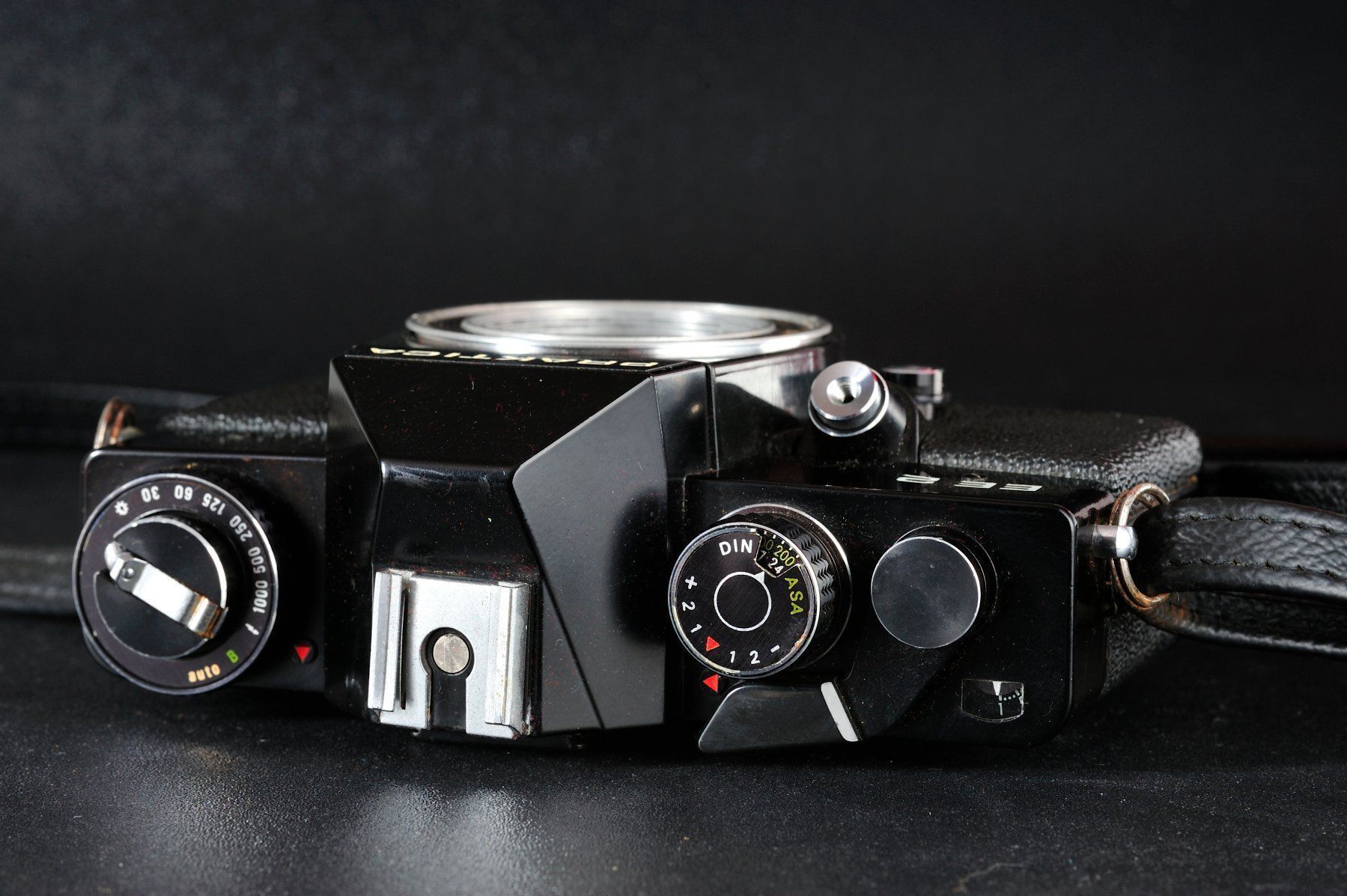 Praktica Appareil photo: Praktica EE2 – D'occasion à Fleurier par im_ghl 2