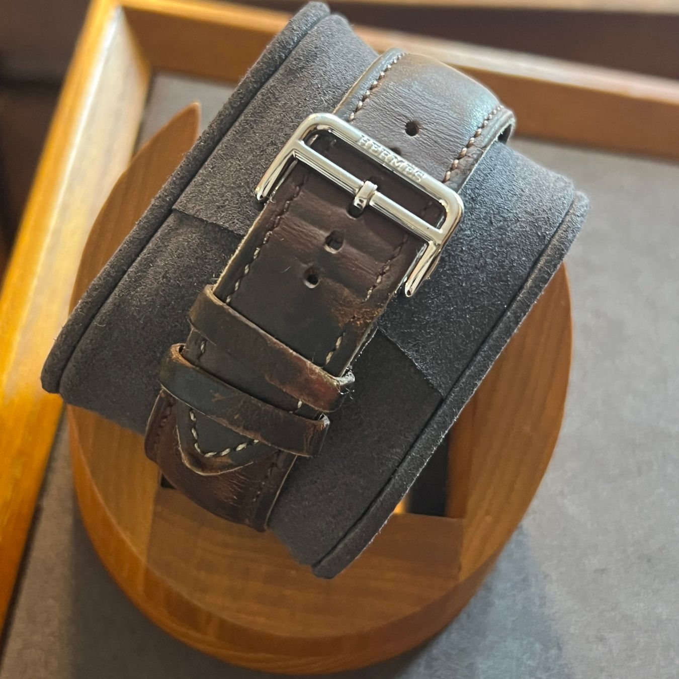 Hermès Montres: FLASH SALE Hermès Cape Cod Date Automatic Silver Dial CD6.71 – D'occasion à Carouge GE par Watchaser 5