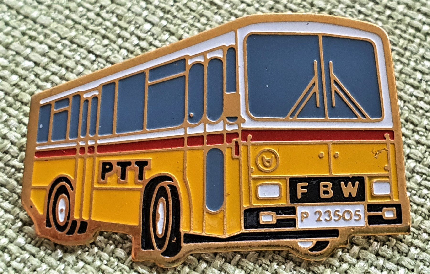 Placchette & Badge: O673 - Pin Die Post PTT Postauto FBW – Usato da Reinach BL venduto da Boston-Verkauf