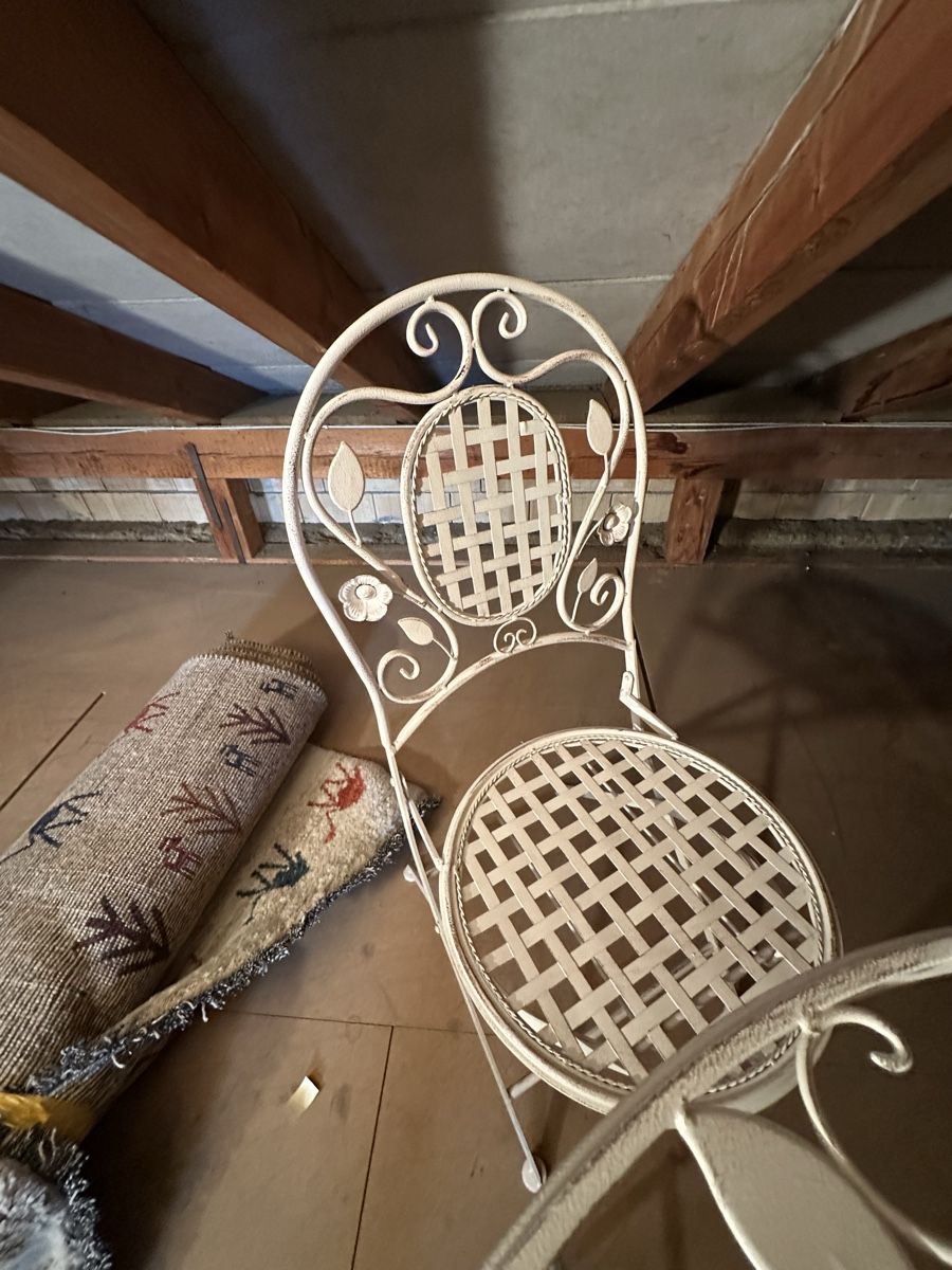 Set di tavolo e panche: 3xGartentischset weiss Metall Klappbar mit 6 Stühlen  – Usato da Rifferswil venduto da Dominik0804 5