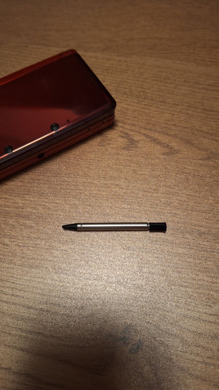 Nintendo Console: Nintendo 3DS Rot Metallic – Usato da Bachenbülach venduto da 4player4 6