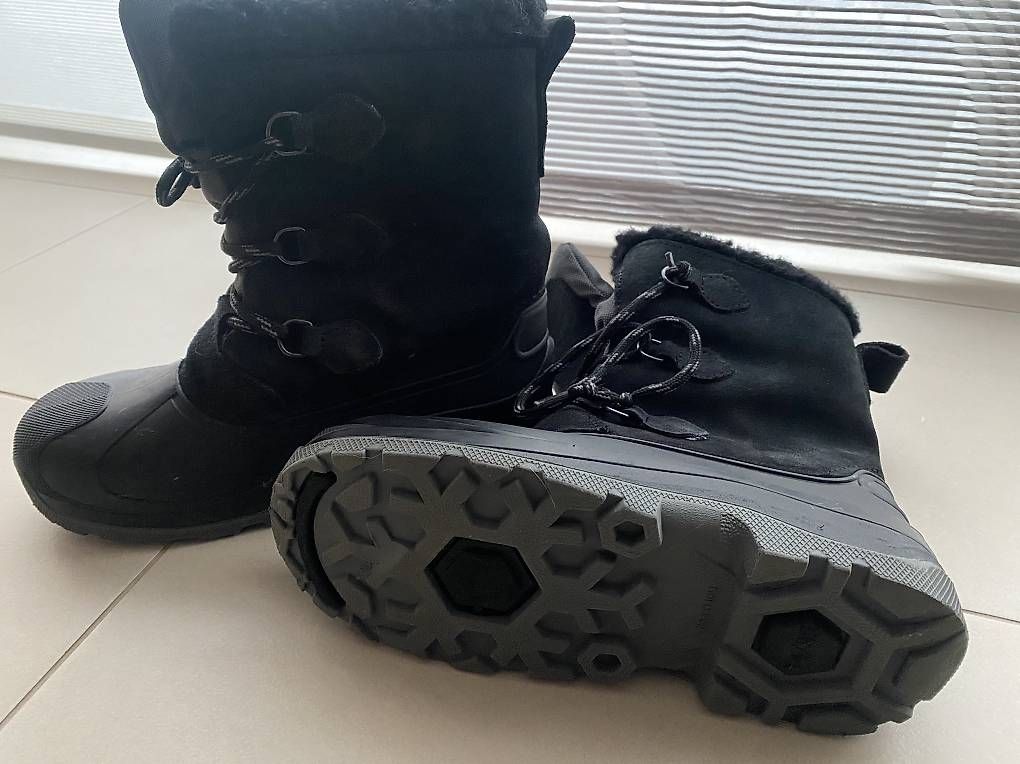 Scarpe da uomo: Winterschuhe Gr 34-35 Fribbo – Usato da Basel venduto da svetlana010 1