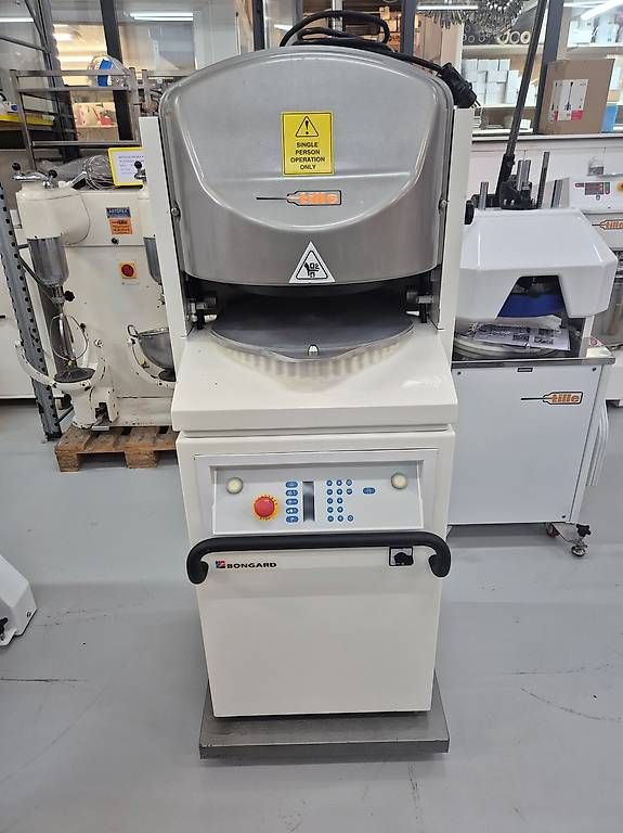 Tutte le macchine: Diviseuse bouleuse automatique – Usato da Etagnières venduto da sav_lwd5