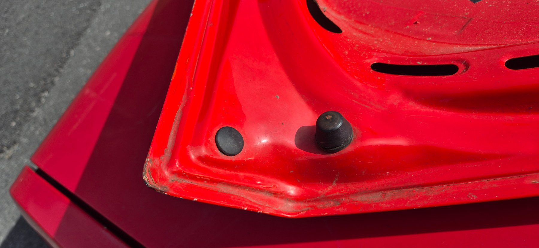 Volkswagen Tutti pezzi di ricambio auto: Jetta 1 Heckklappe – Usato da Riggisberg venduto da Mahali04 4