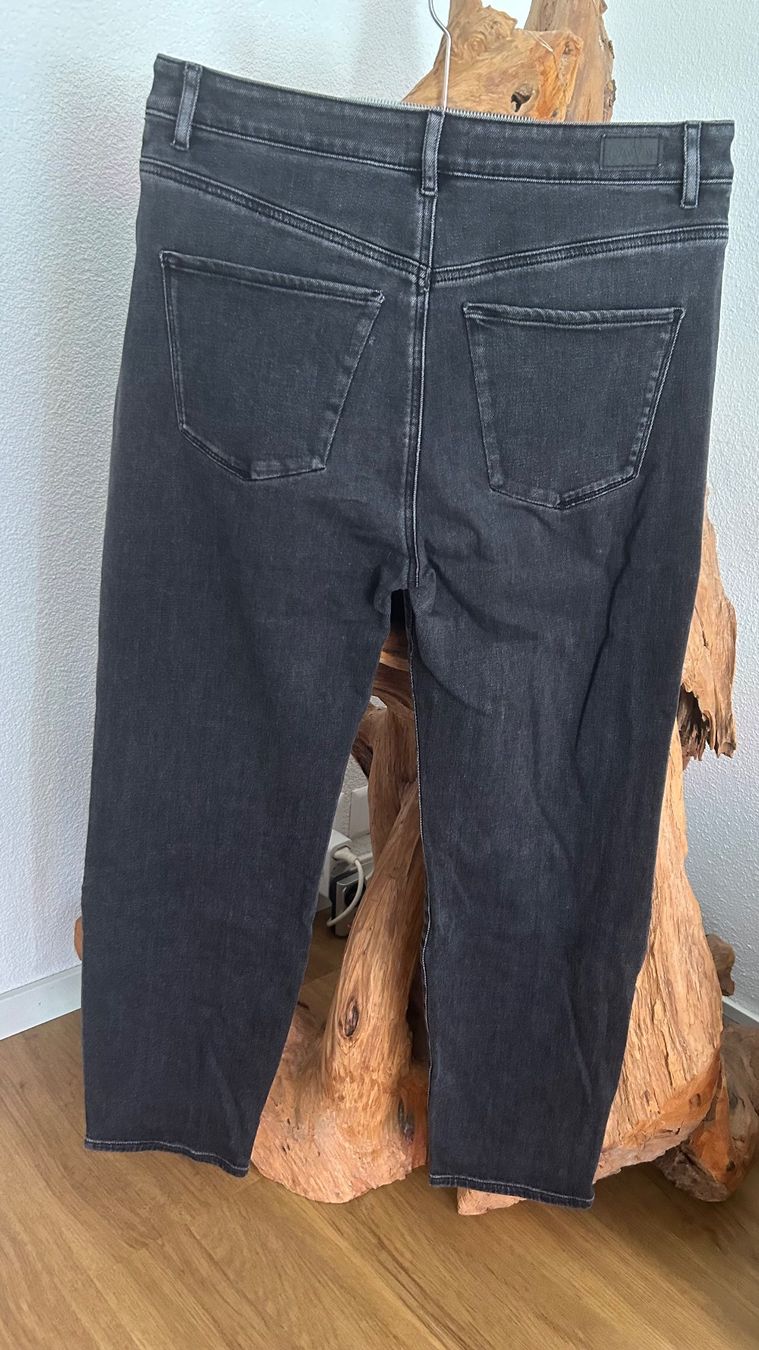 Jeans: DOWN O-Shape Jeans – Usato da Rheinfelden venduto da luminis78 1