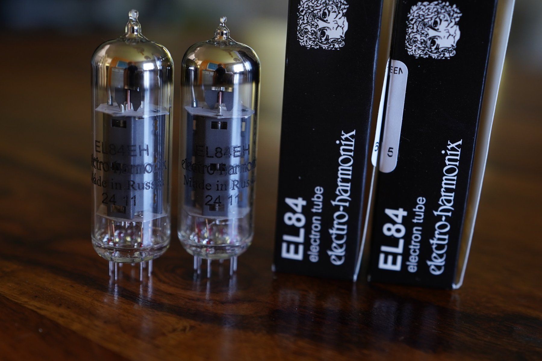 Electro-Harmonix Amplificatori: JJ 6v6 Tubes Matched Pair Electro Harmonix EL84 Pair – Nuovo (secondo la descrizione) da Oberwil BL venduto da dum_772f 3
