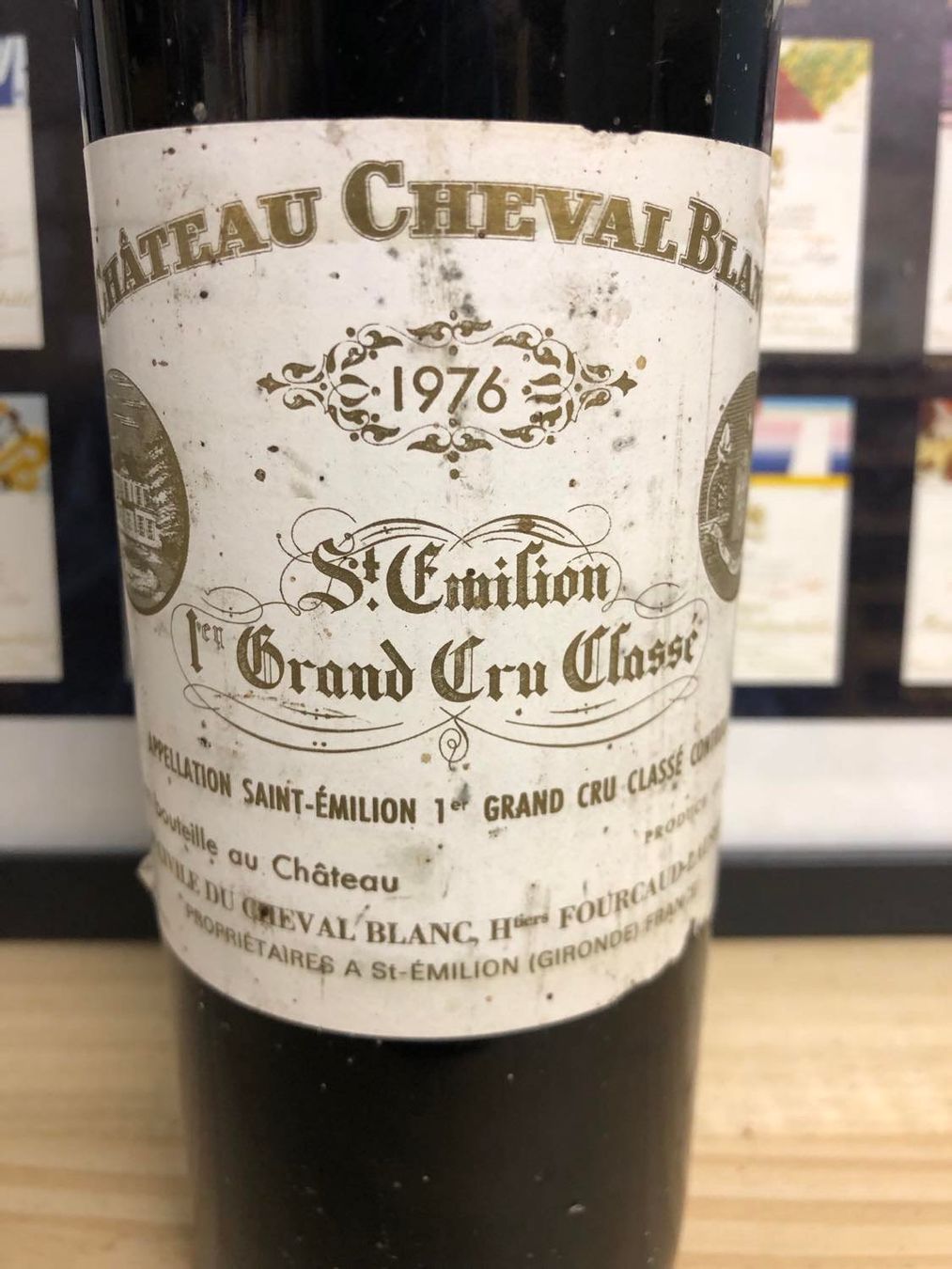Vino: 1976 CHATEAU CHEVAL BLANC – Nuovo e nell'imballaggio originale da Münchenstein venduto da wusmarino 1