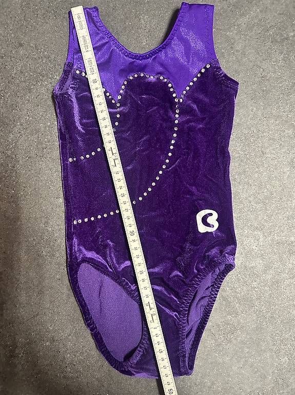 Scarpe, pantaloni & magliette da ginnastica: Turndress/ Turngwändli – Usato da Tann venduto da teltech 2