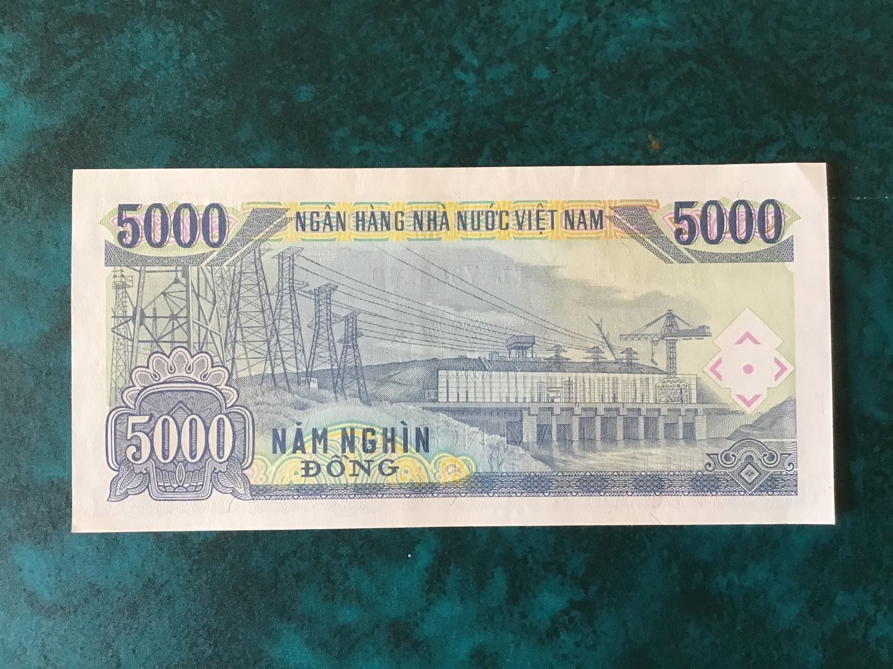 Banconote: 5000 Dong Vietnam 1991 – Usato da Urtenen-Schönbühl venduto da absolut08 1