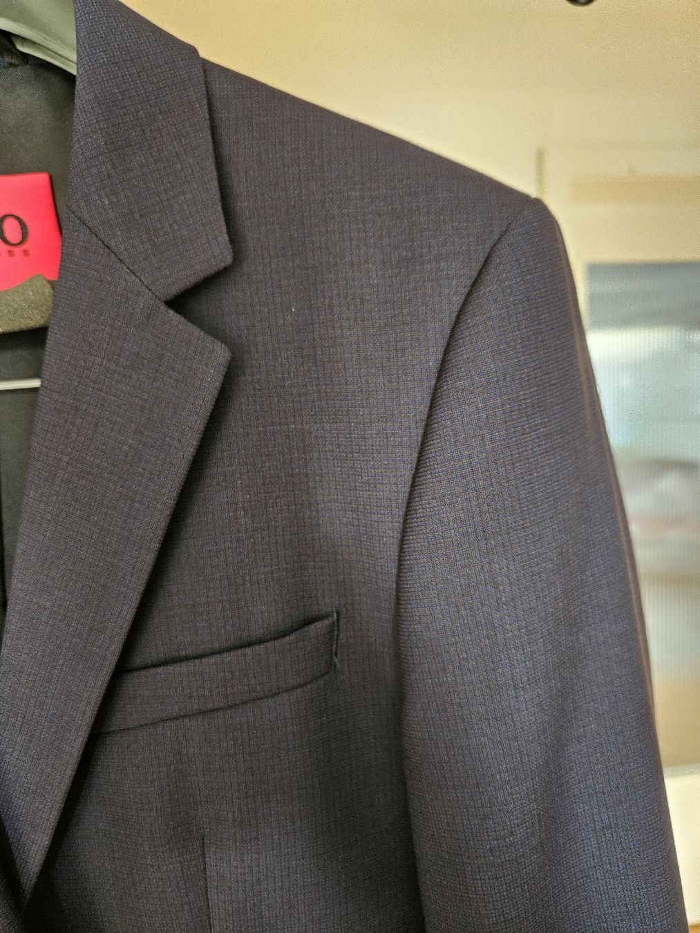 Hugo Boss Completi: Dunkelblauer Hugo Boss Anzug Grösse 46 – Usato da Zug venduto da duke99 1