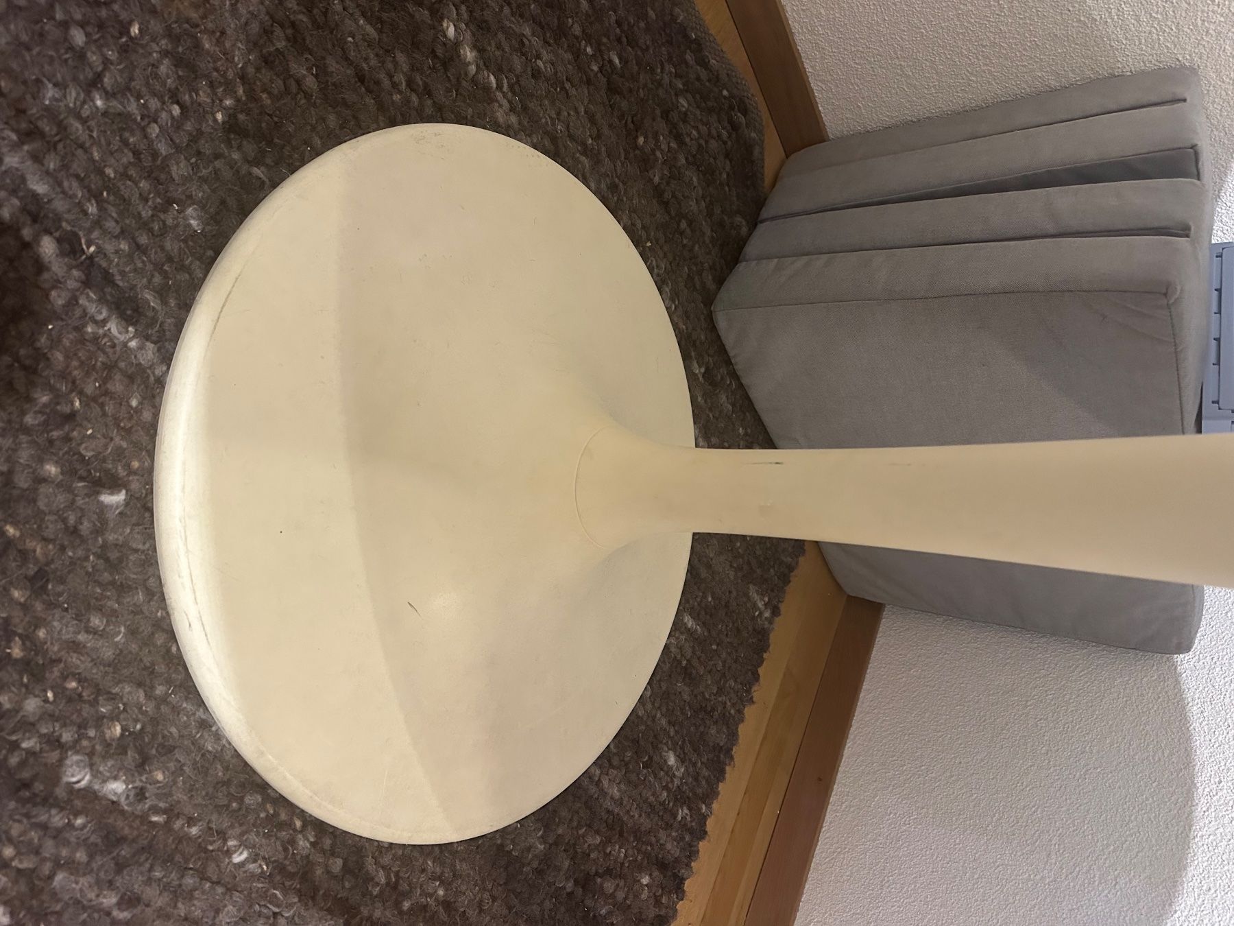 Ikea Tische: Ikea Doksta Tisch weiss  – Gebraucht aus Zürich von franlubern 5