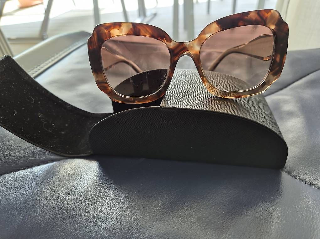 Occhiali & Lenti: Prada Sonnenbrille (Neuwertig)  – Usato da Buchrain venduto da chrigebrunner 2